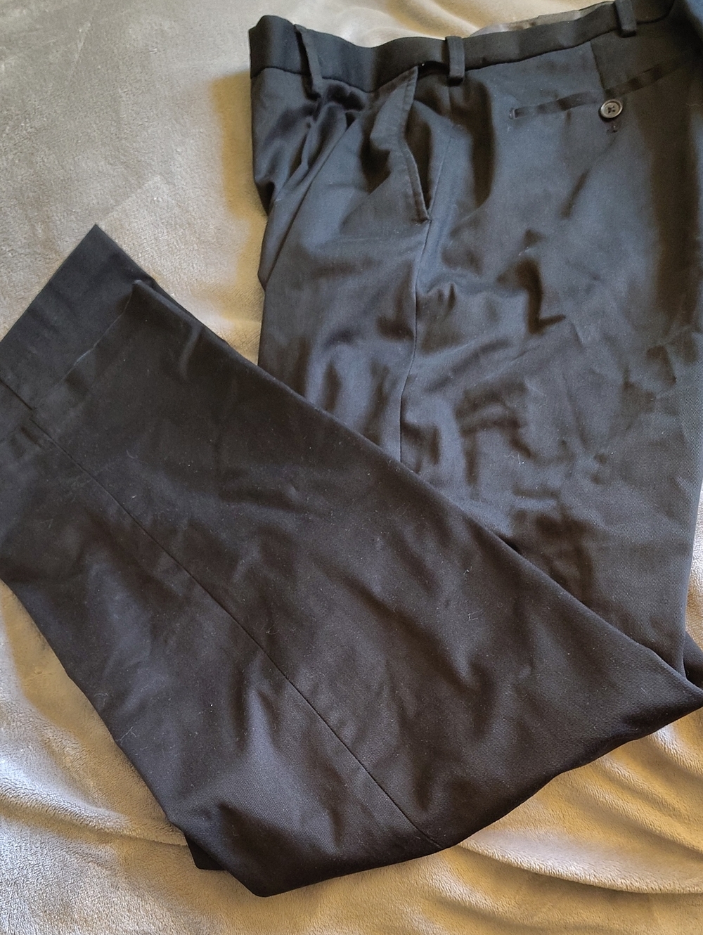 Haggar Men's Black Dress Pants
